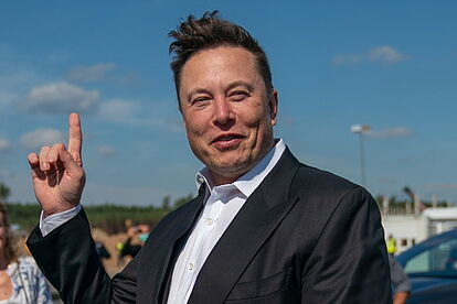 Elon Musk y 6 trucos para ser un empresario productivo